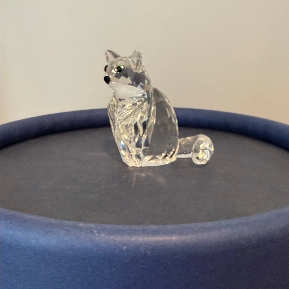Swarovski Sitting Cat ~ Retired